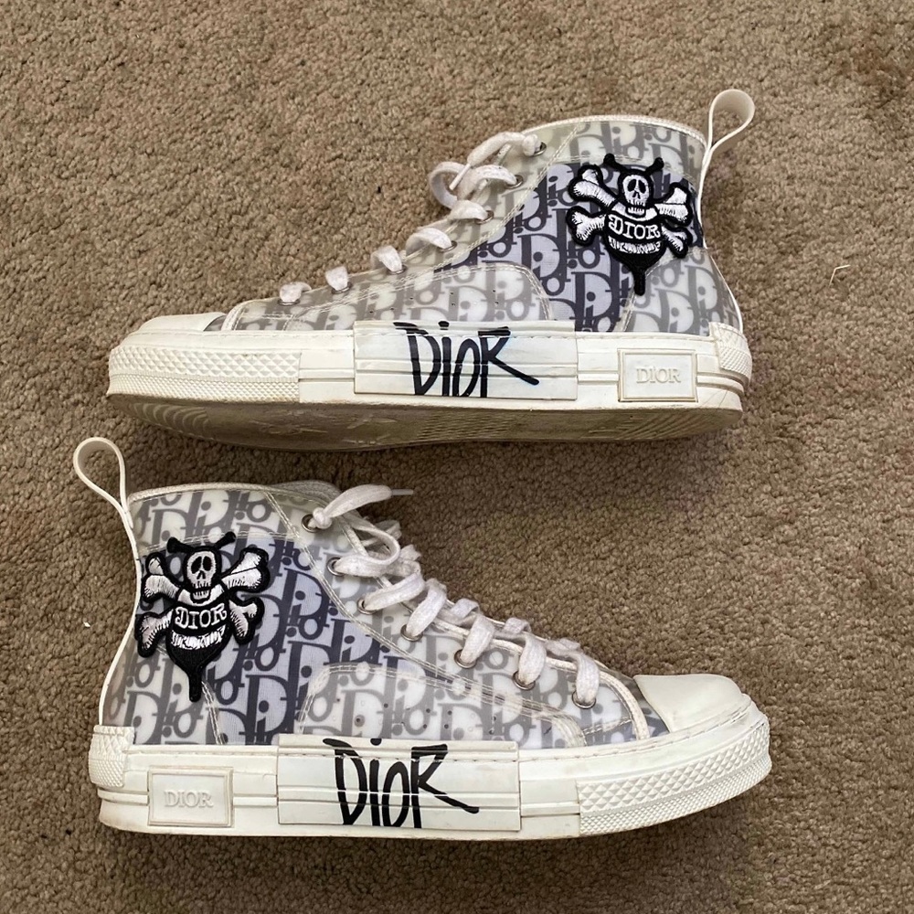 Dior B23